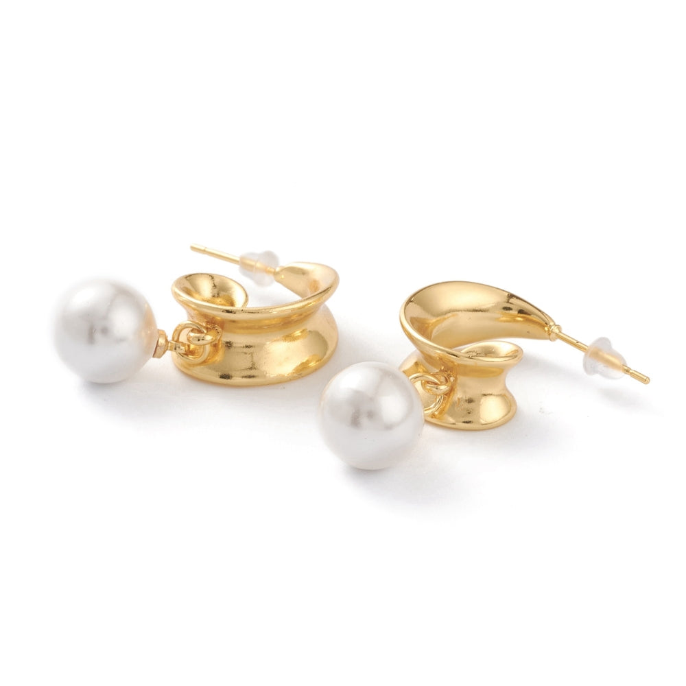 Half Hoop Chic Earrings with Timeless Shell Pearls